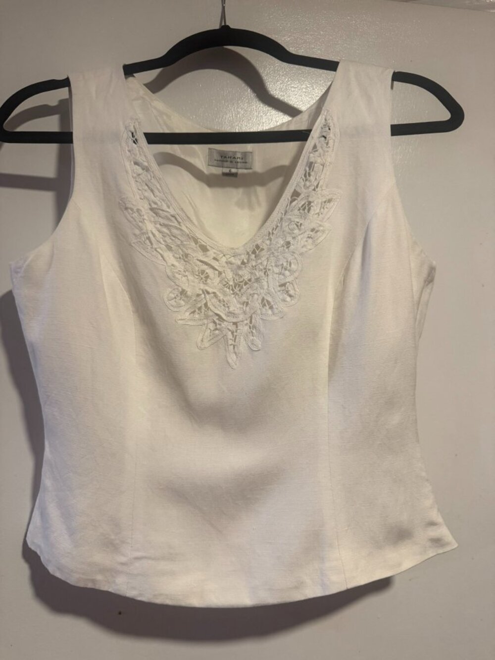 Tahari Arthur Levine Linen Blend Lace Applique Top White Size 6